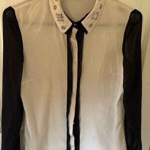 Black and White Peter Pan Collar Button Down Shirt